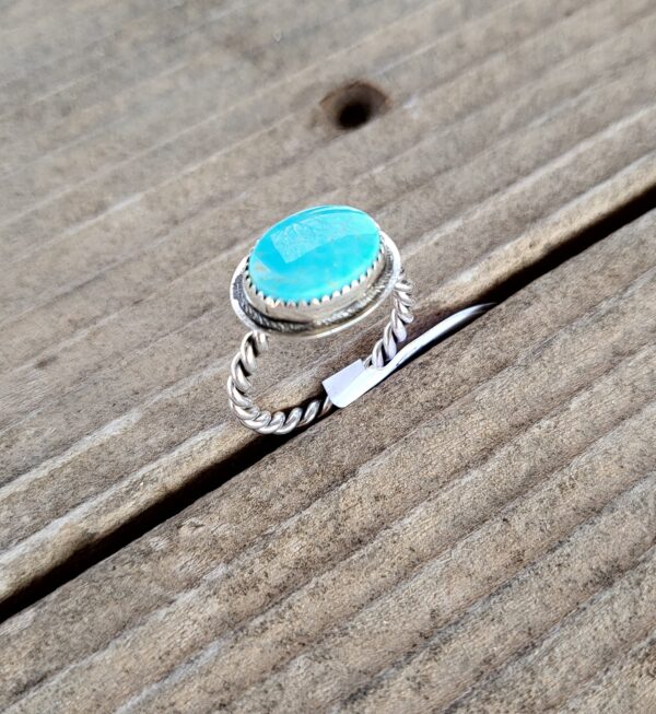 Kings Manassa Twist Ring